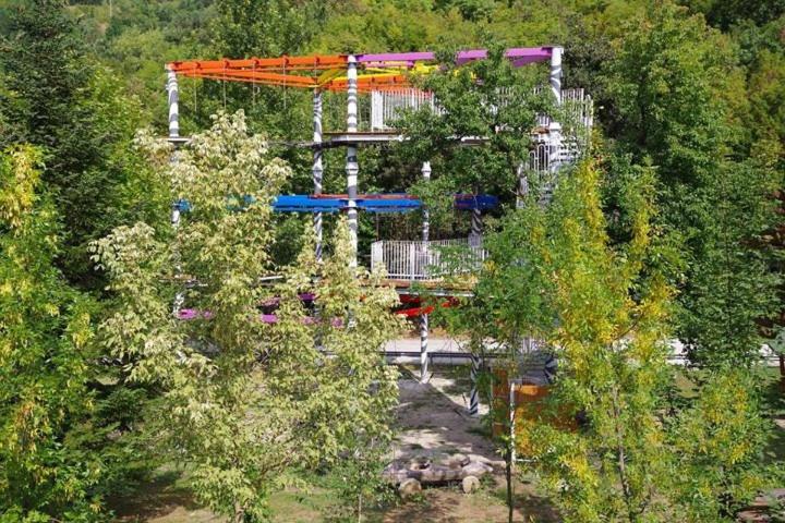 Hotel Tourist Center Momina Krepost Veliko Tărnovo Esterno foto